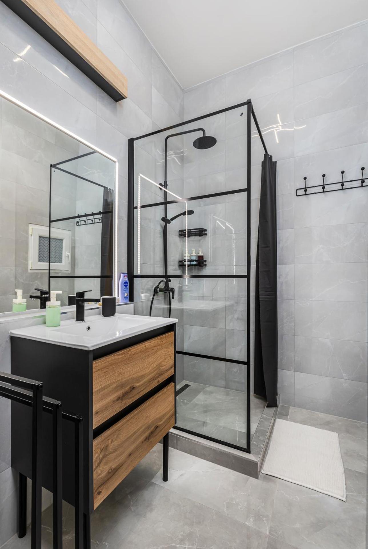Galaxy Apartement Lift Parking Budapest Bagian luar foto